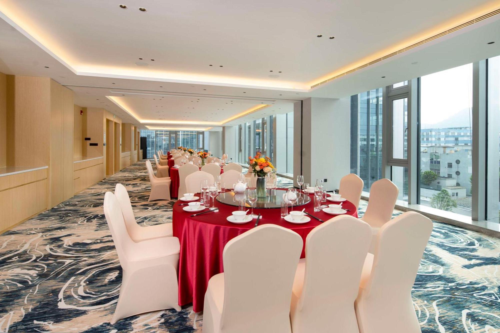 Hilton Garden Inn Shenzhen Airport,Enjoy 24-Hour One Way Free Delivery From Hotel To Shenzhen Baoan Airport On The Hour Shénzhen Exterior foto