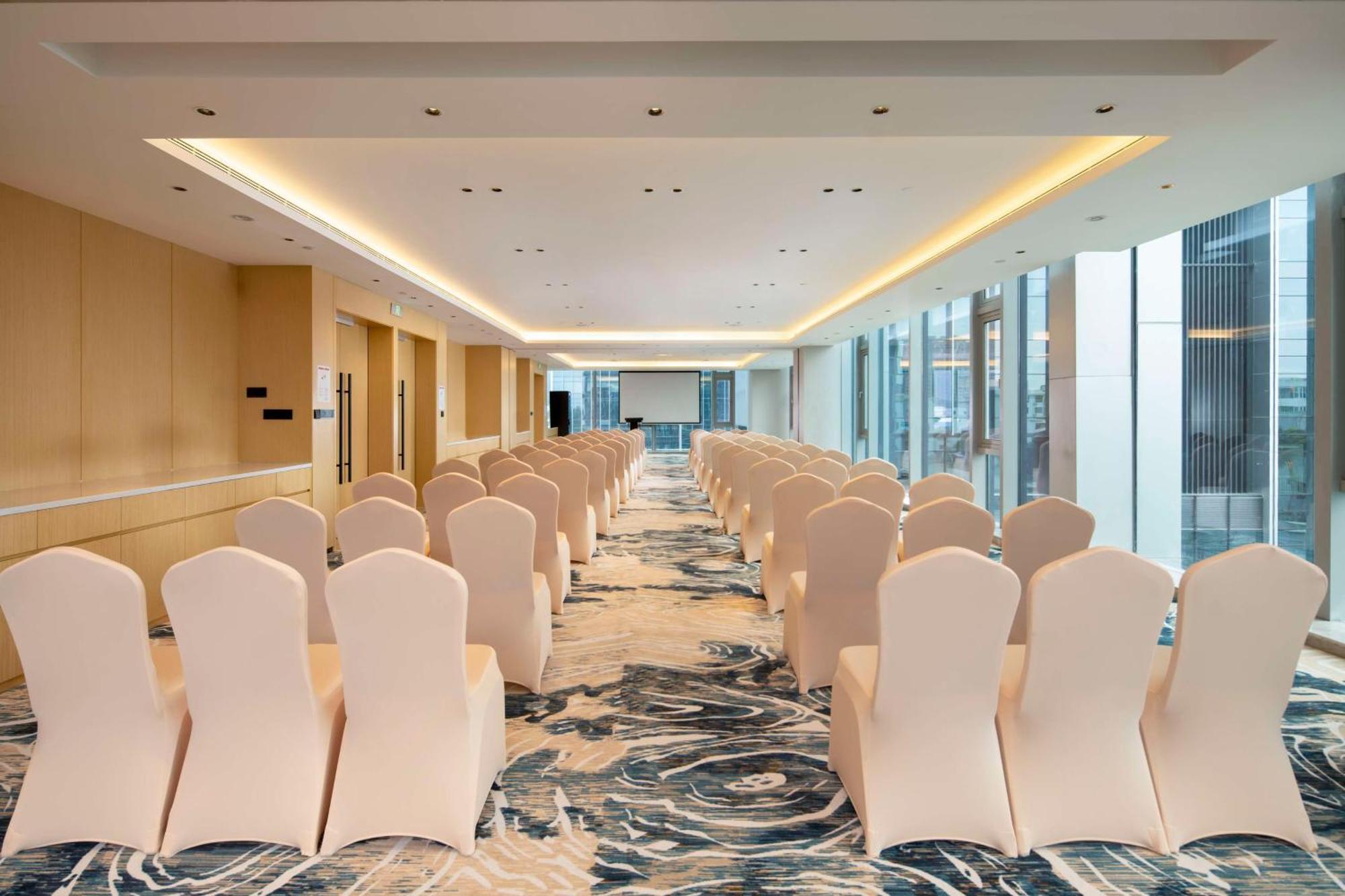 Hilton Garden Inn Shenzhen Airport,Enjoy 24-Hour One Way Free Delivery From Hotel To Shenzhen Baoan Airport On The Hour Shénzhen Exterior foto